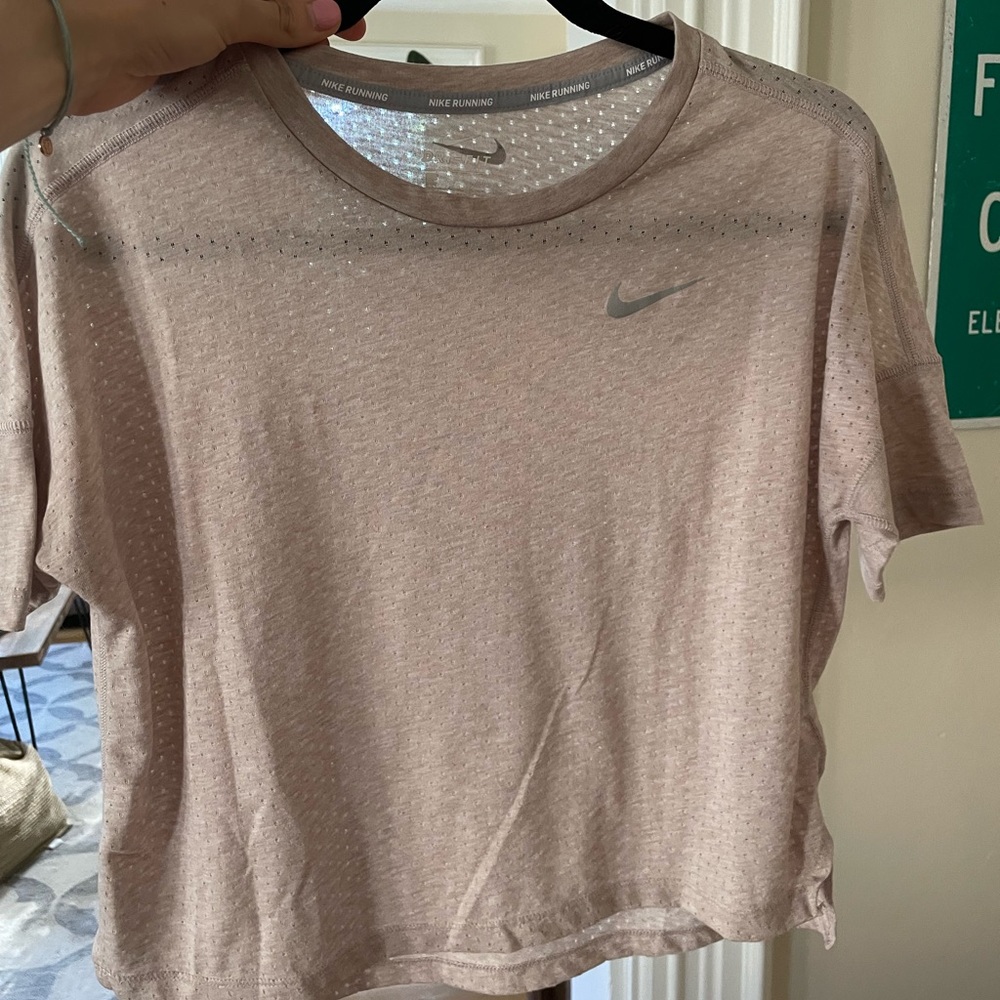 Nike running top size Small